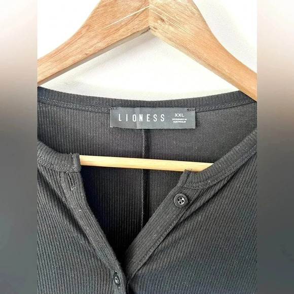 Lioness Angel Romper Black Button Front Ribbed Long Sleeve Size XXL, NWOT - Picture 4 of 11